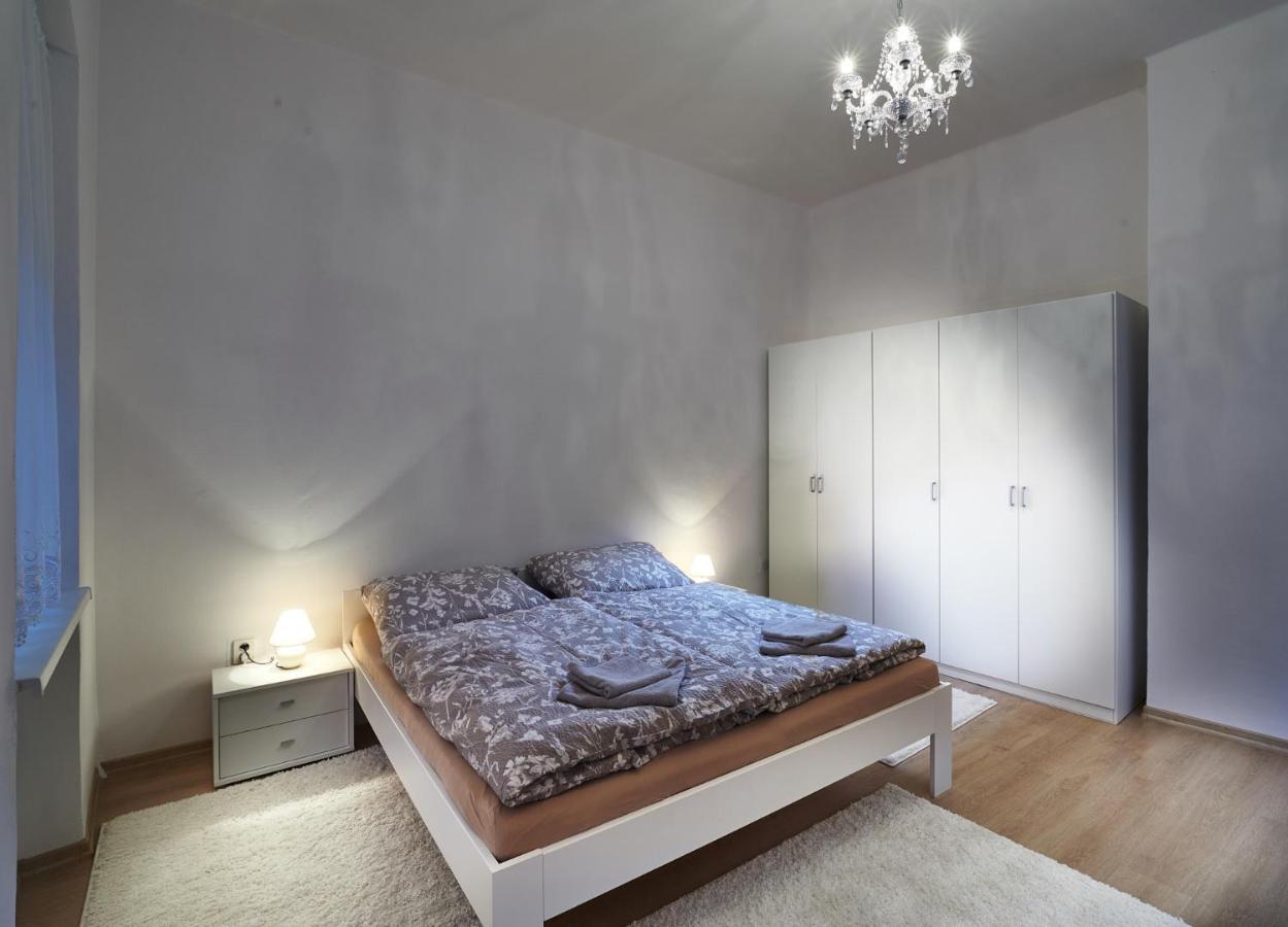 Apartman Bb Centrum Banská Bystrica Extérieur photo