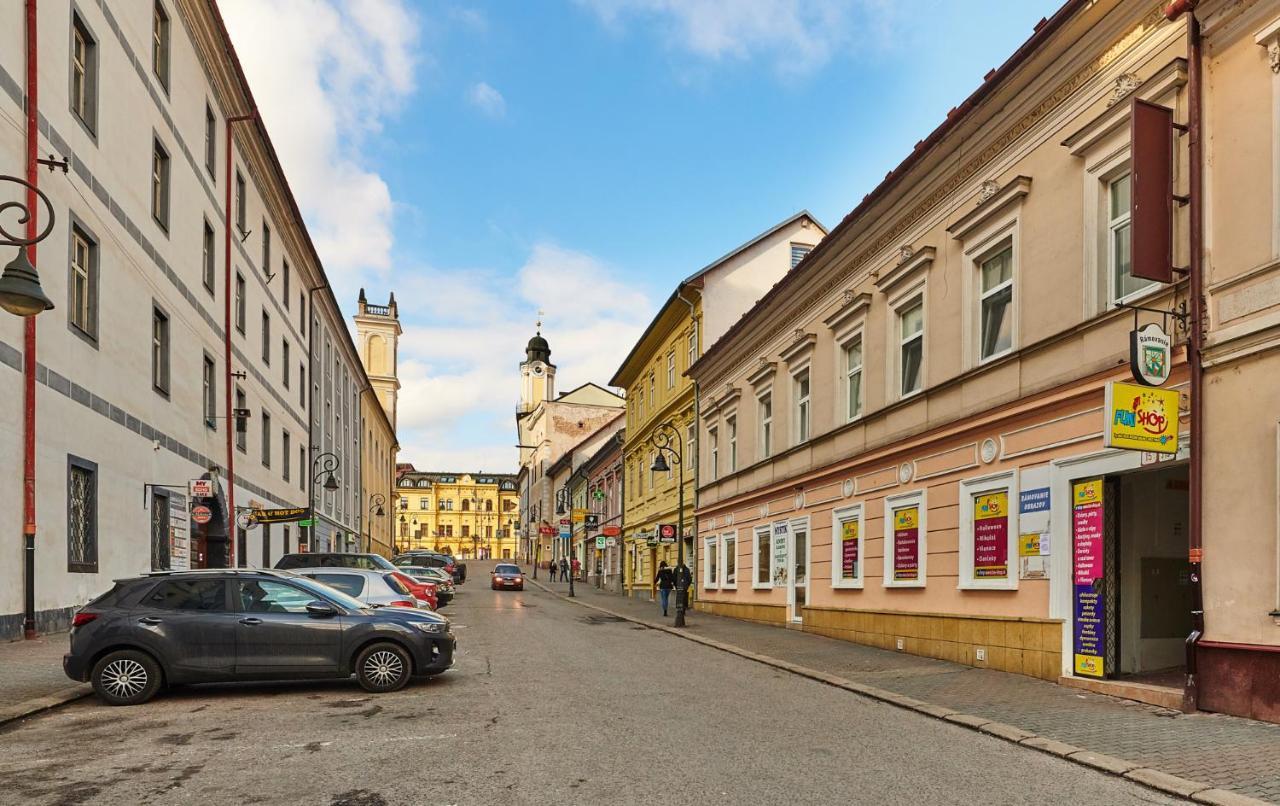 Apartman Bb Centrum Banská Bystrica Extérieur photo