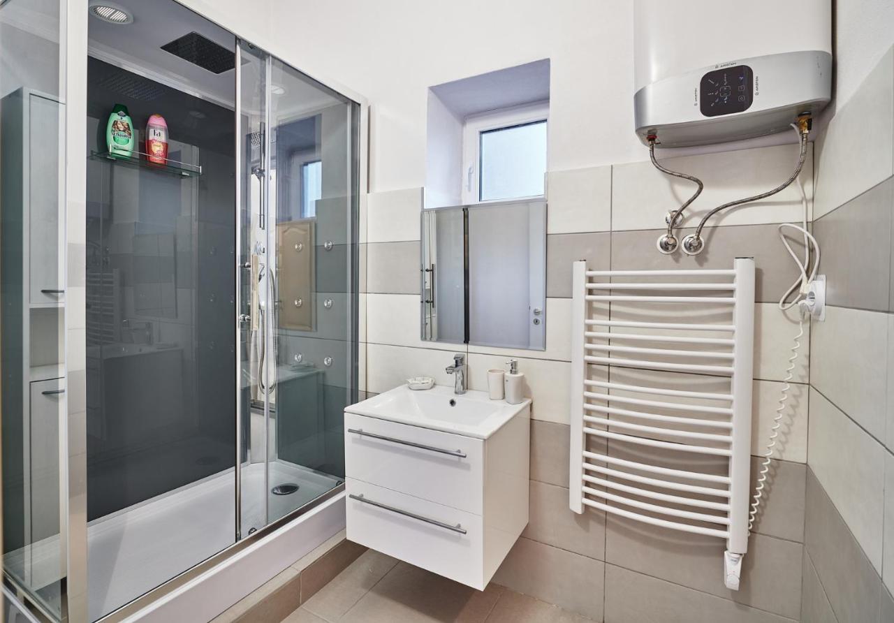 Apartman Bb Centrum Banská Bystrica Extérieur photo