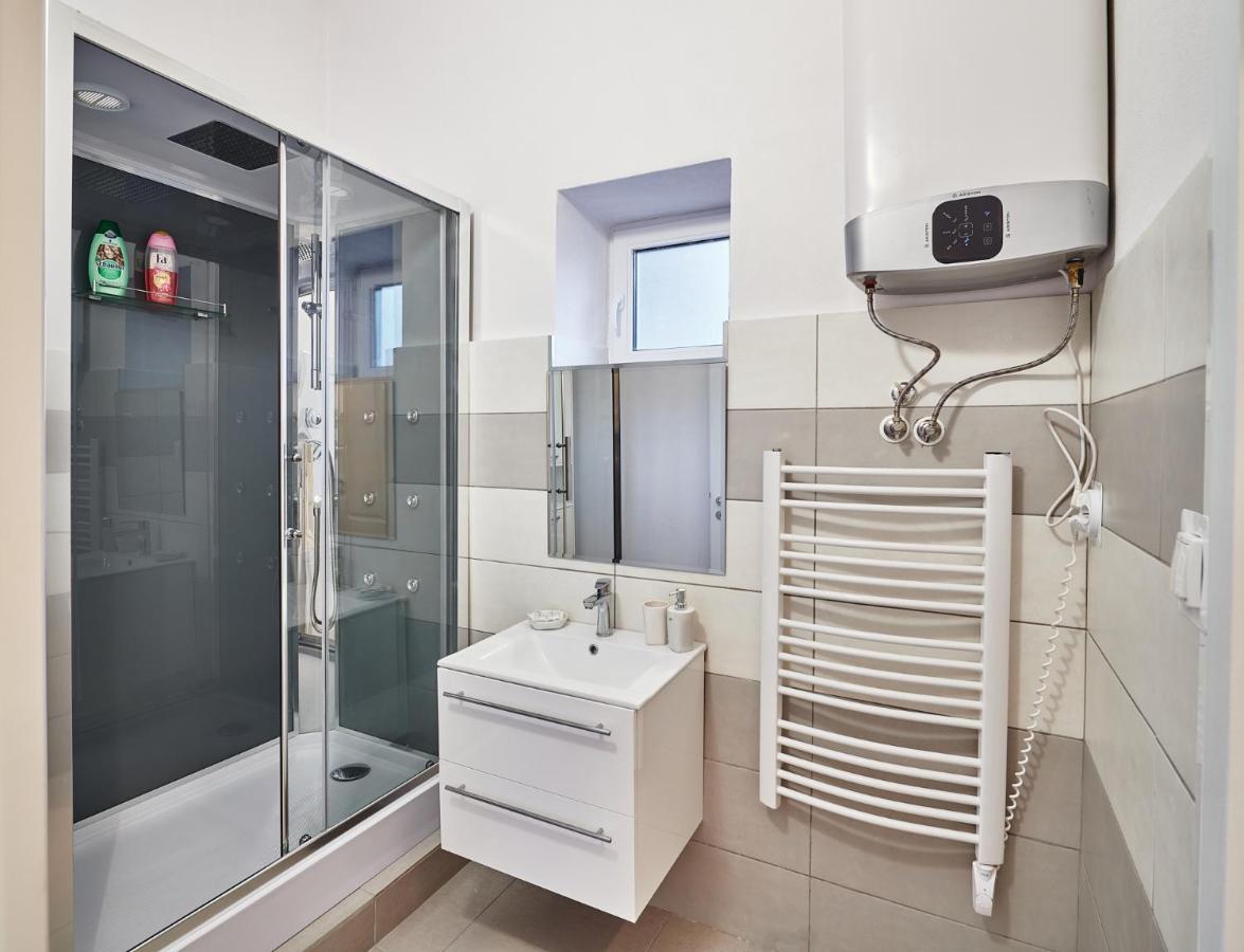 Apartman Bb Centrum Banská Bystrica Extérieur photo